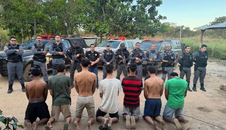EM BALSAS, OPERAÇÃO POLICIAL PRENDE SETE HOMENS SUSPEITOS POR ROUBO DE ARMAS E MUNIÇÕES