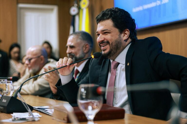 Sessão solene proposta por Dr. Joel marca reconhecimento inédito aos profissionais do turismo em São Luís